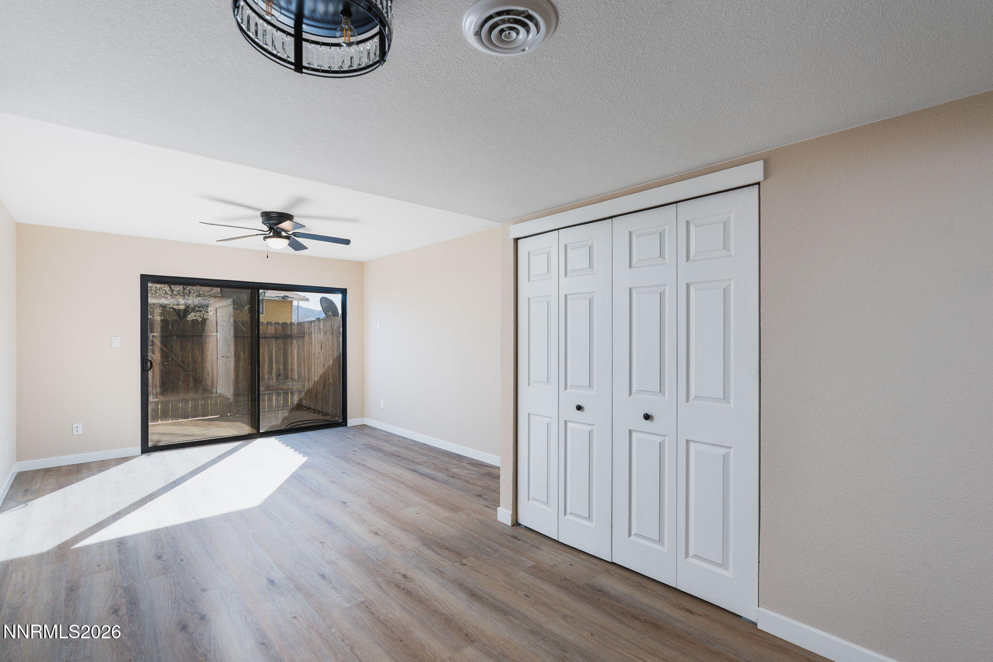 861 Nutmeg Place, Unit 3 Reno, NV 89502 - Photo 13 of 33 19-web-or-mls-untitled