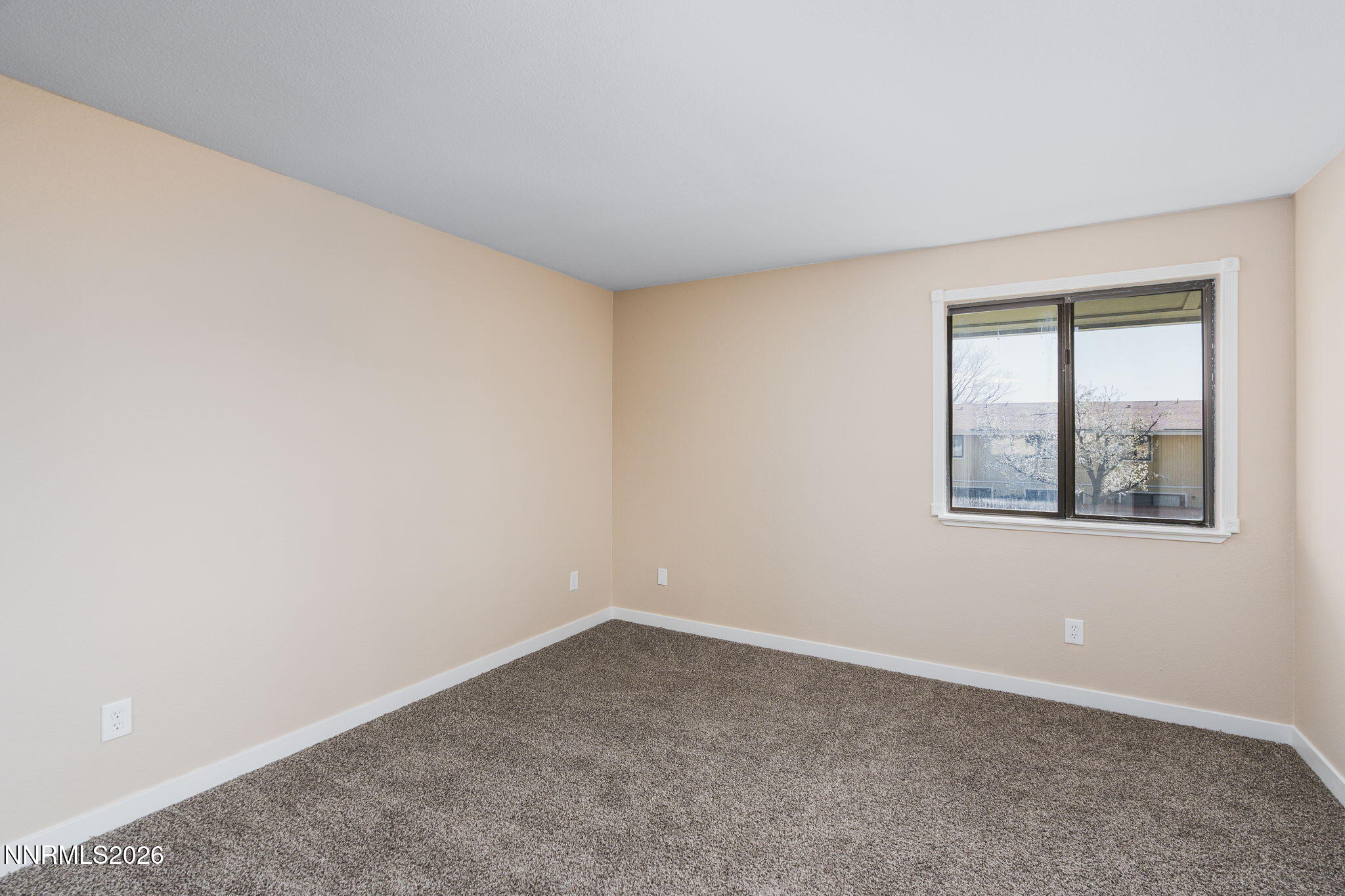 861 Nutmeg Place, Unit 3 Reno, NV 89502 - Photo 18 of 33 24-web-or-mls-untitled-12