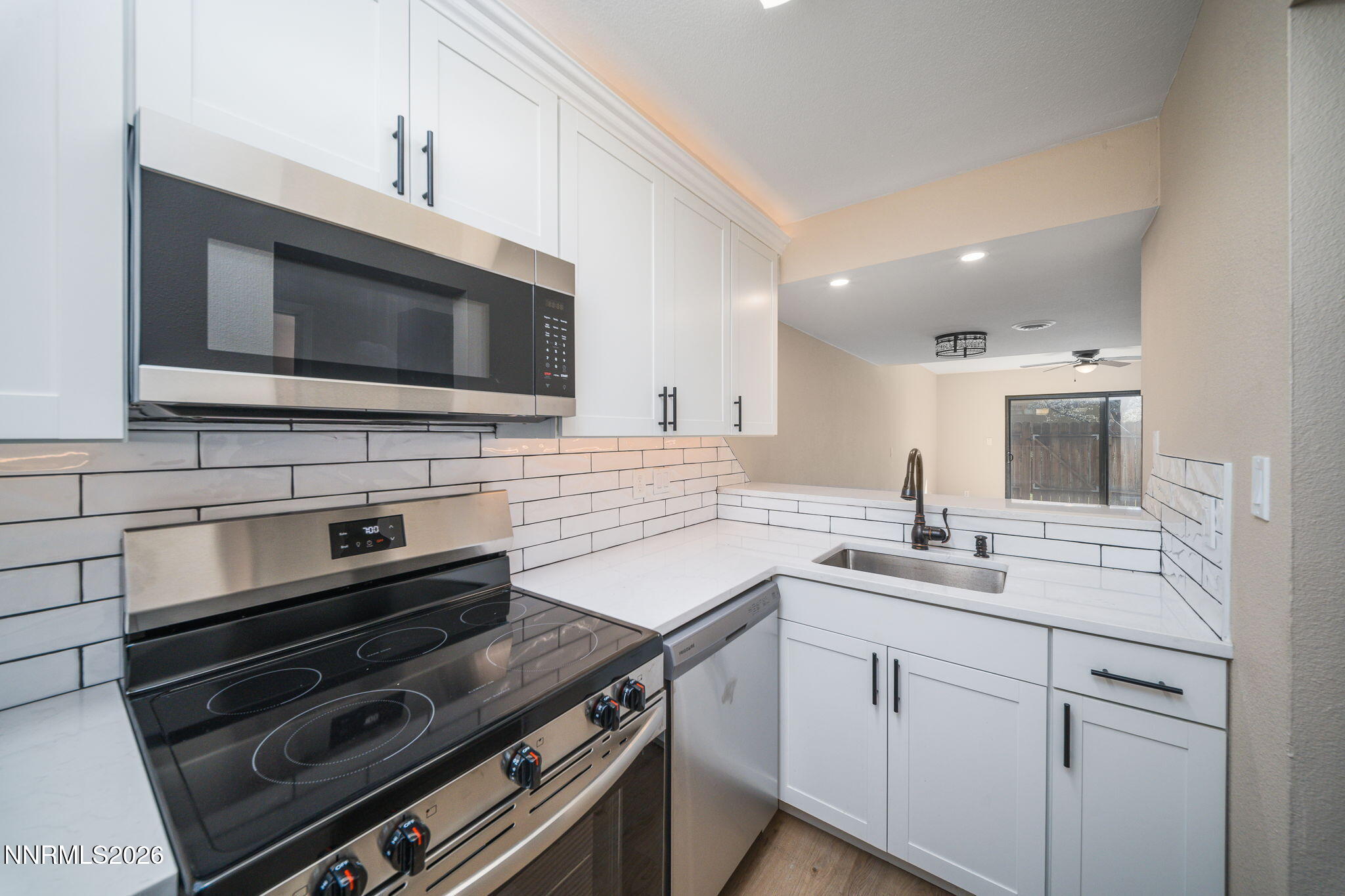 861 Nutmeg Place, Unit 3 Reno, NV 89502 - Photo 8 of 33 9-web-or-mls-untitled-18