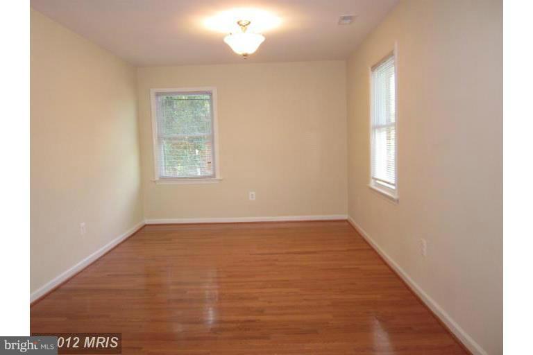 6611 Stanton Road Hyattsville, MD 20784 - Photo 8 of 20 Interior (General)