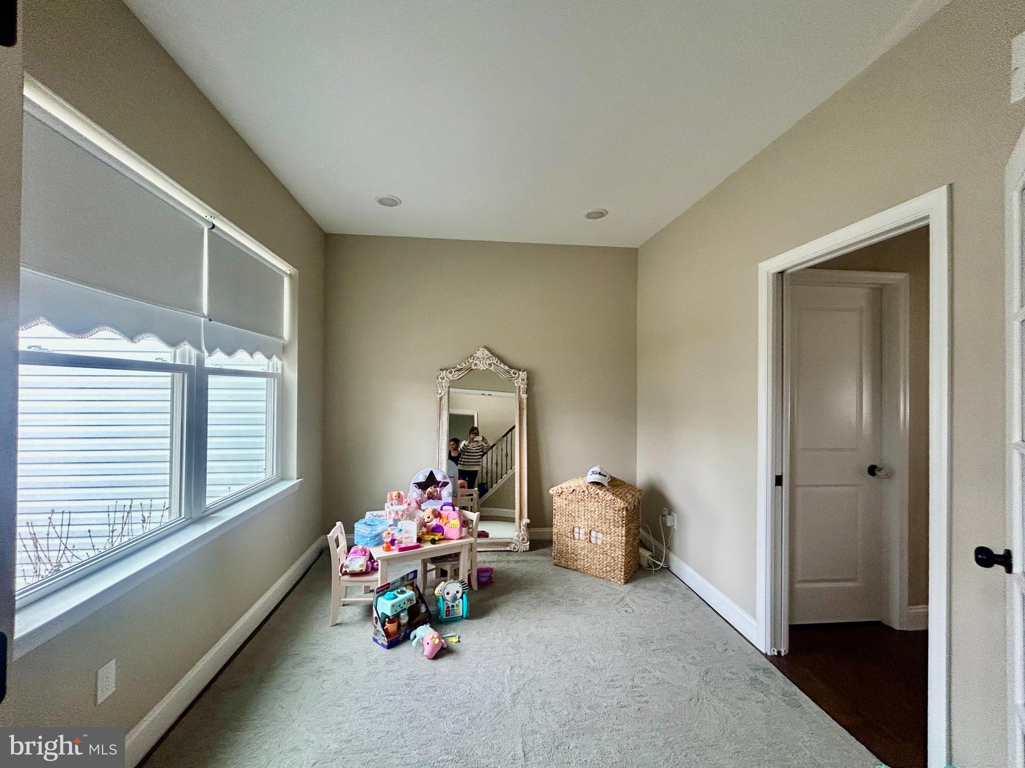 442 Waterfords Edge Court Atco, NJ 08004 - Photo 15 of 37 a bedroom with furniture and a window