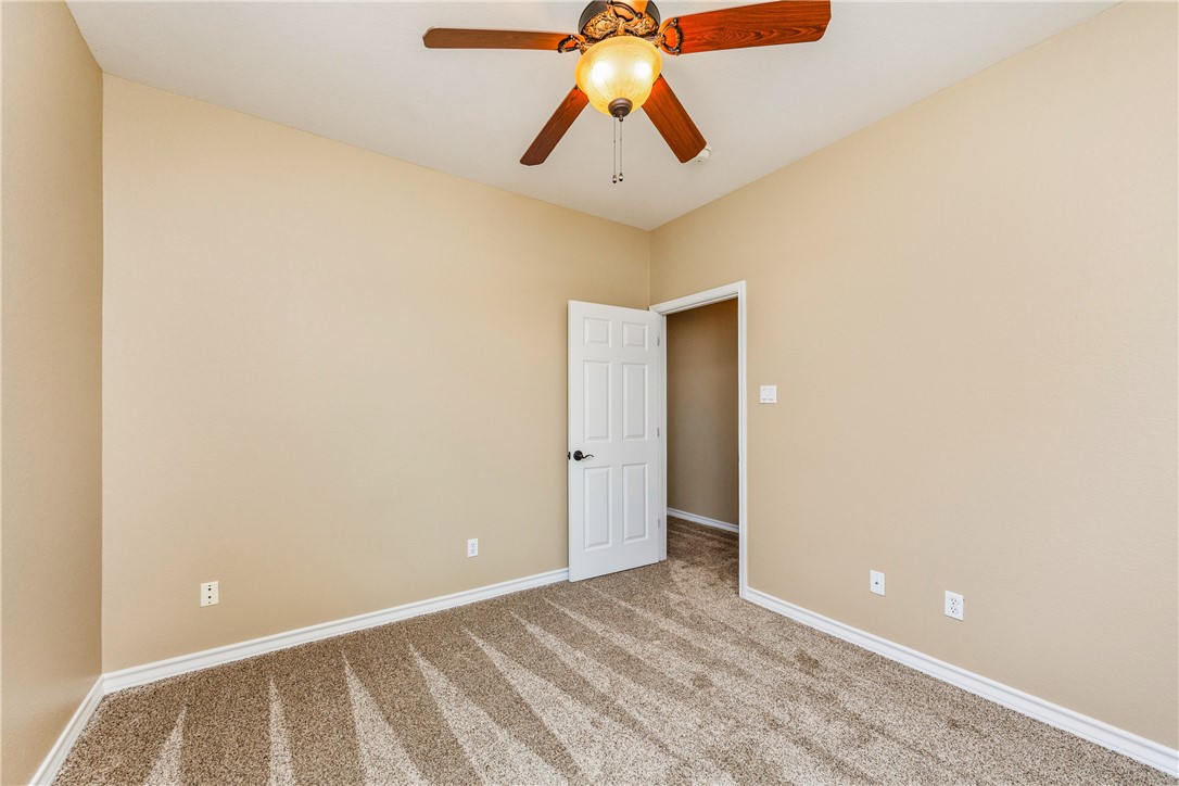 307 Heathercrest Portland, TX 78374 - Photo 30 of 40 a view of an empty room