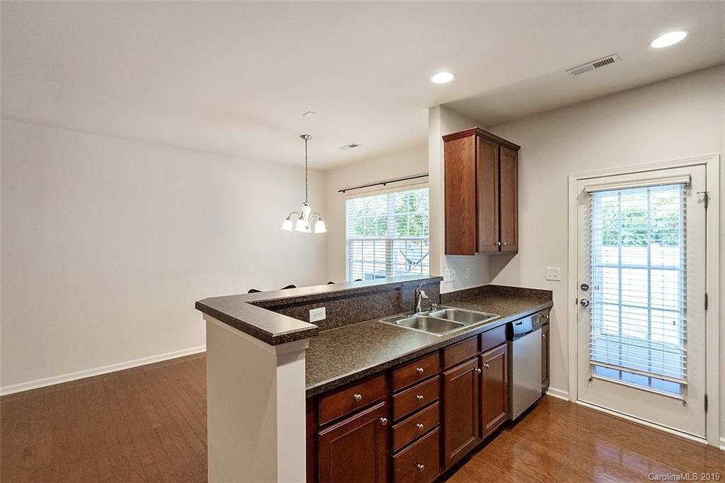 13236 Erwin Road Charlotte, NC 28273 - Photo 7 of 17