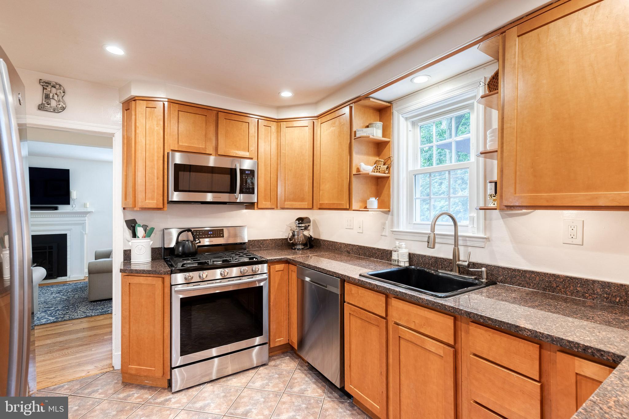533 Brook Road Baltimore, MD 21286 - Photo 17 of 37