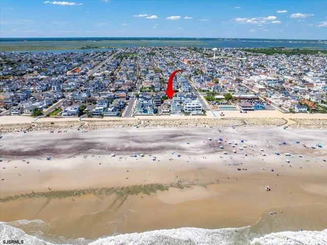 a view of parking space