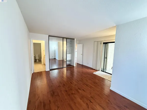 $2,300 | 1391 Monument Boulevard, Unit 5, Concord, CA 94520