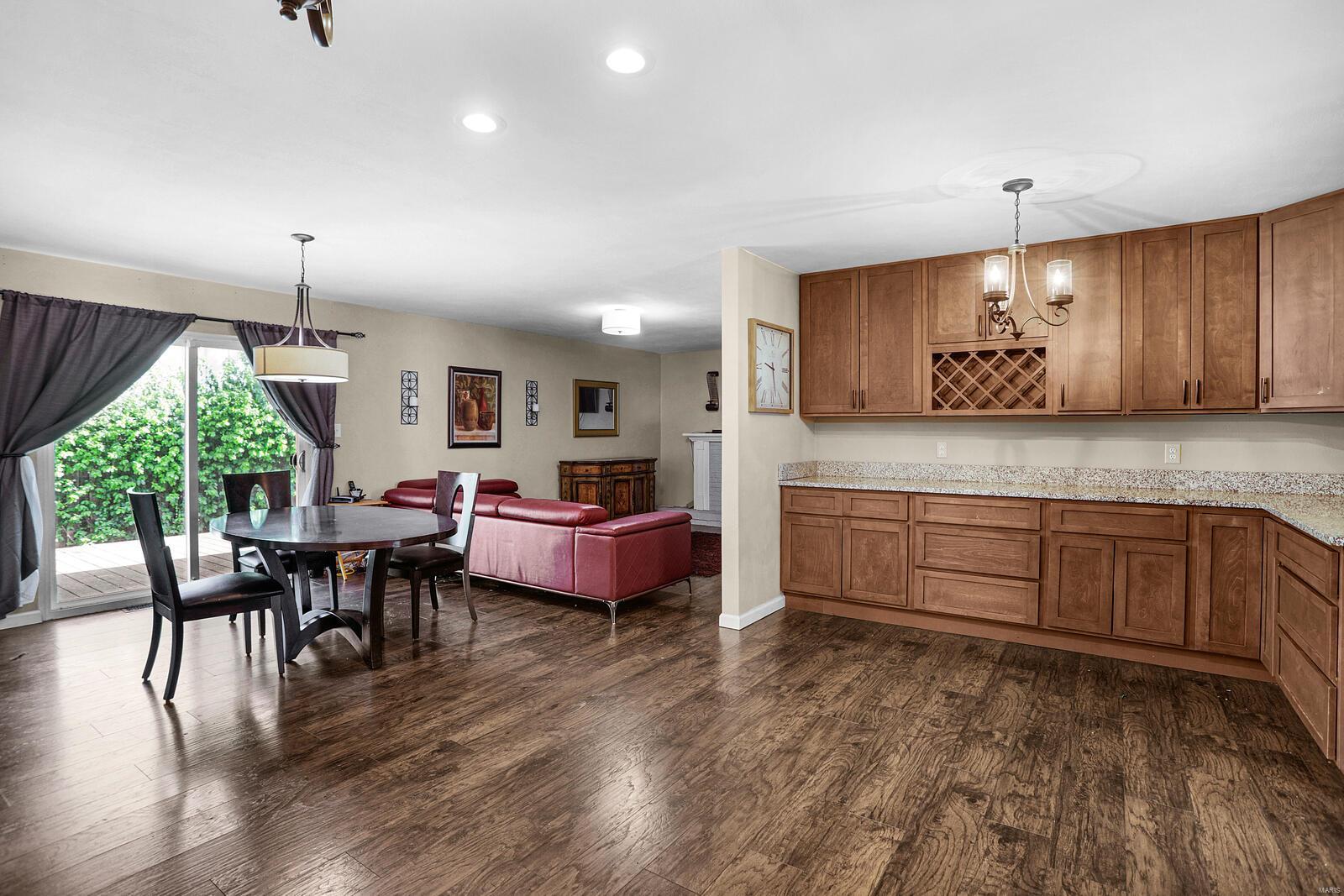 723 Fort Henry Road Belleville, IL 62221 - Photo 9 of 22 Gallery Image 9