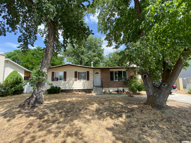 7923 South 930 East Sandy, UT 84094 - Photo 1 of 1