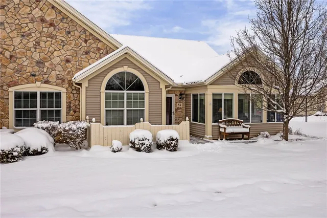 $369,900 | 31 Maple Center Road, Greece, NY 14468