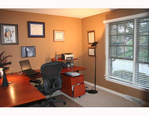 10125 Deer View Point Road Wexford, PA 15090 - Photo 11 of 17 Den/Family/Great Room. The first floor Den is a perfect space for a home office or a quiet place to study or finish homework.
