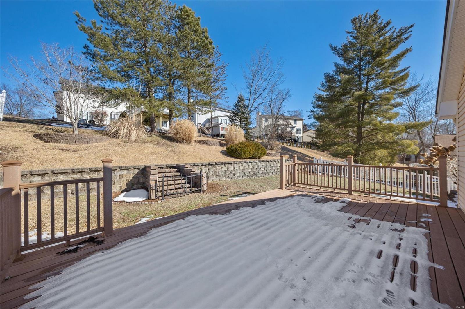 7226 Emerald Forest Drive Oakville, MO 63129 - Photo 29 of 32