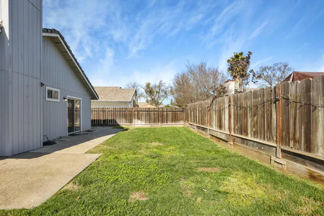 $412,000 | 2408 Echo Park Court, Modesto, CA 95358