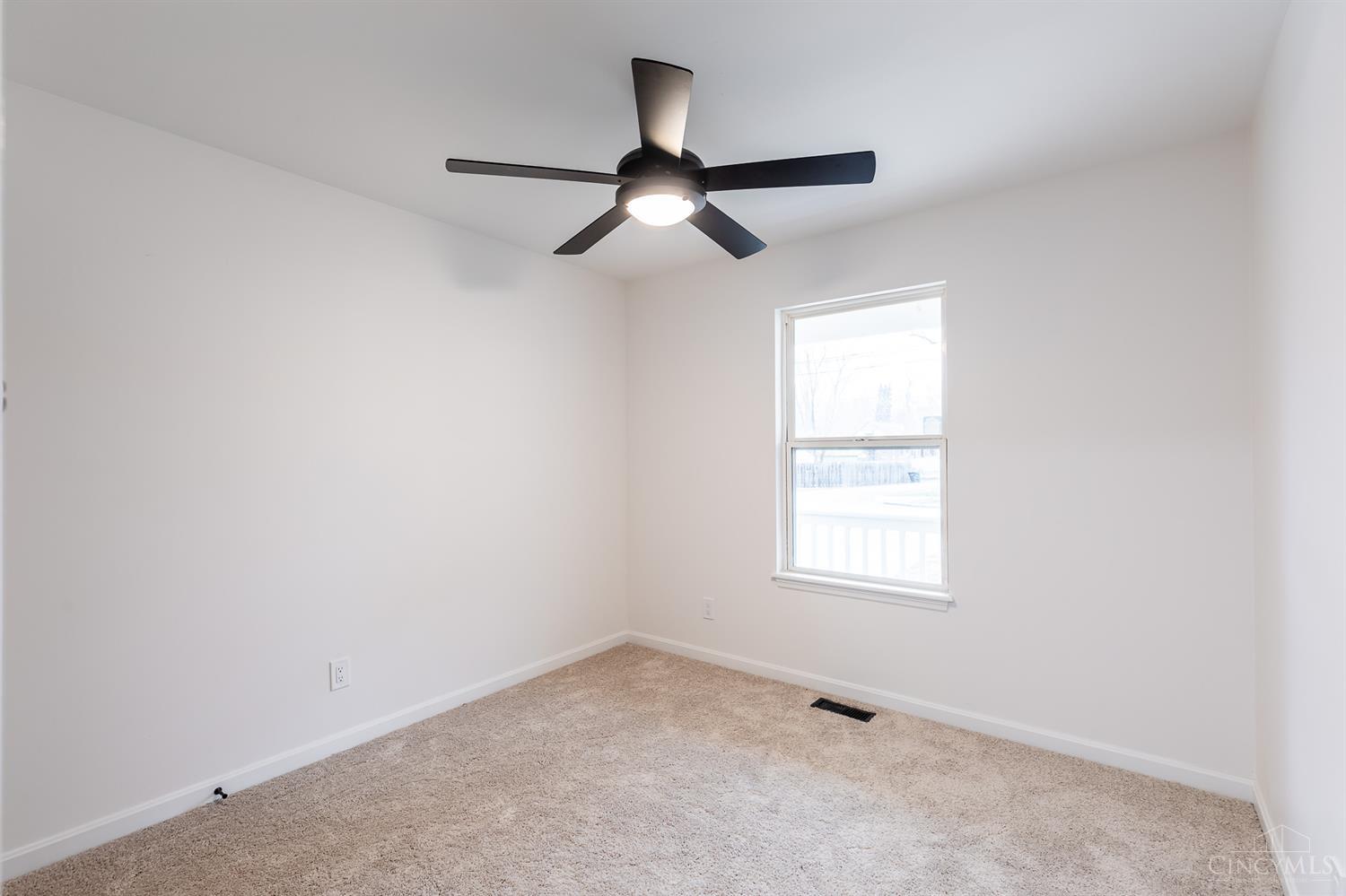 6615 Roe Street Cincinnati, OH 45227 - Photo 21 of 41 Gallery Image 21