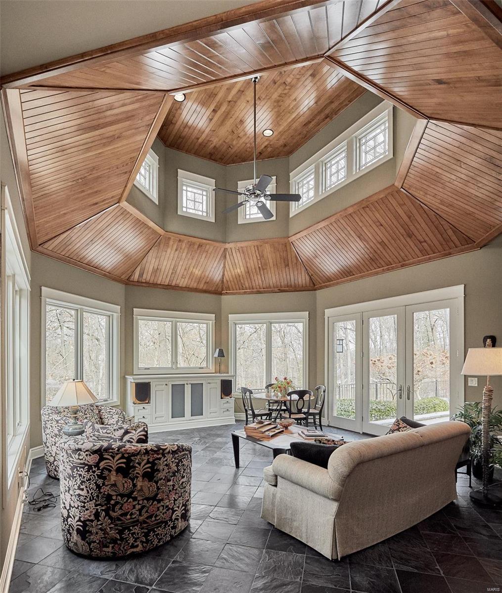 35 Chesterfield Lakes Road Chesterfield, MO 63005 - Photo 23 of 53 Gallery Image 23