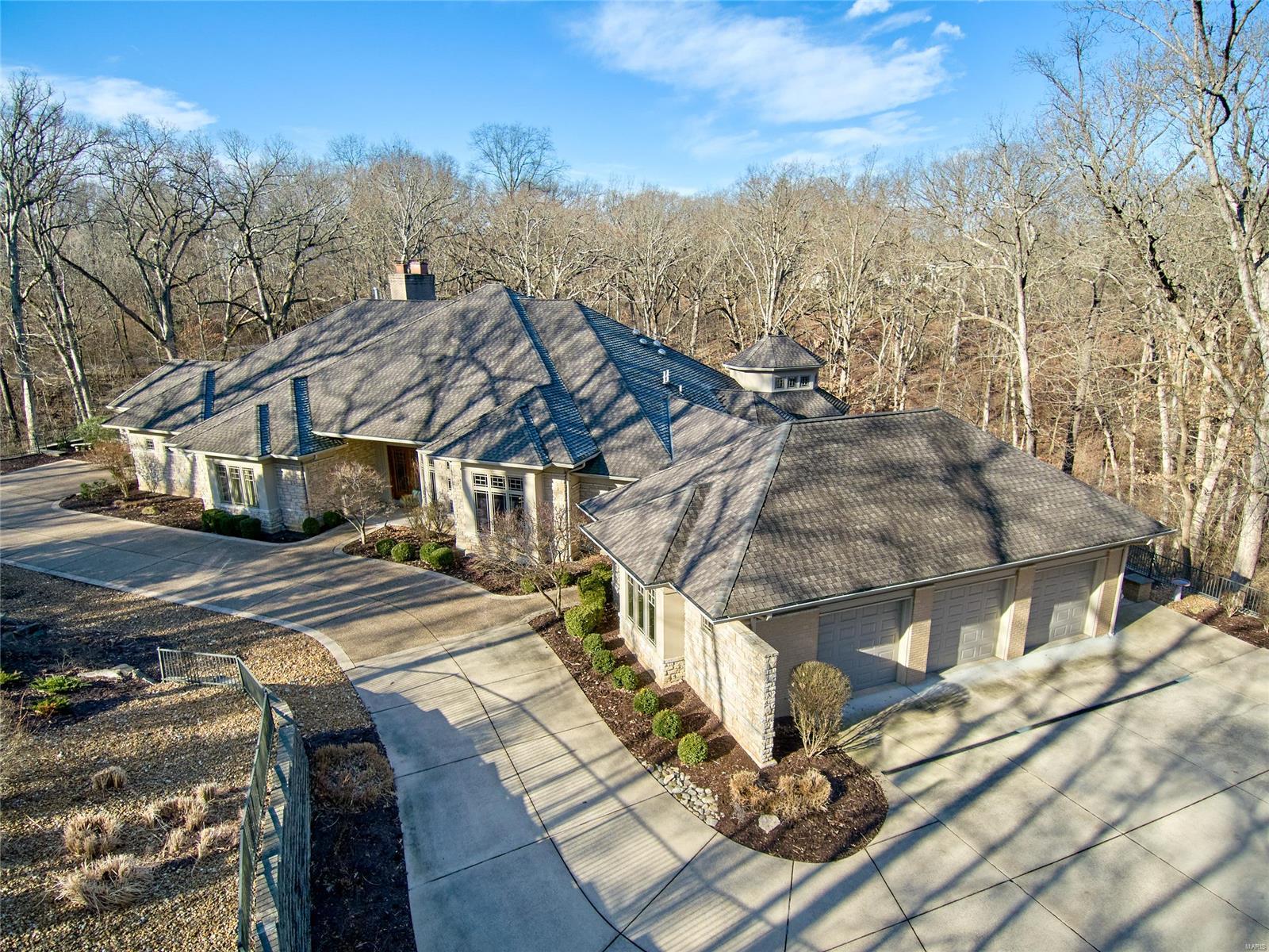 35 Chesterfield Lakes Road Chesterfield, MO 63005 - Photo 5 of 53 Gallery Image 5