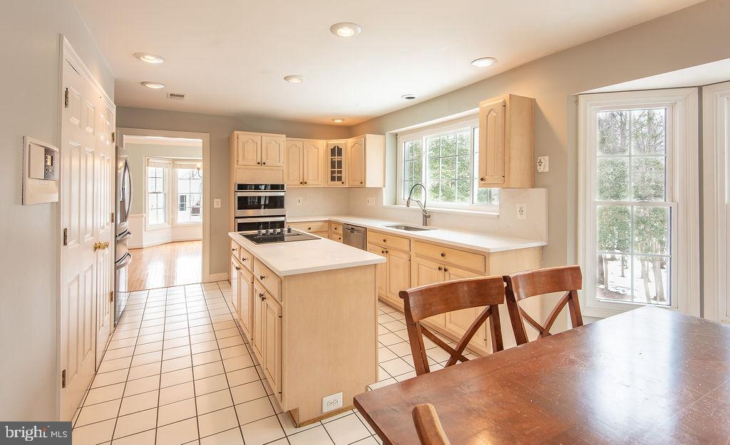7216 Token Valley Road Manassas, VA 20112 - Photo 16 of 43 Gallery Image 16