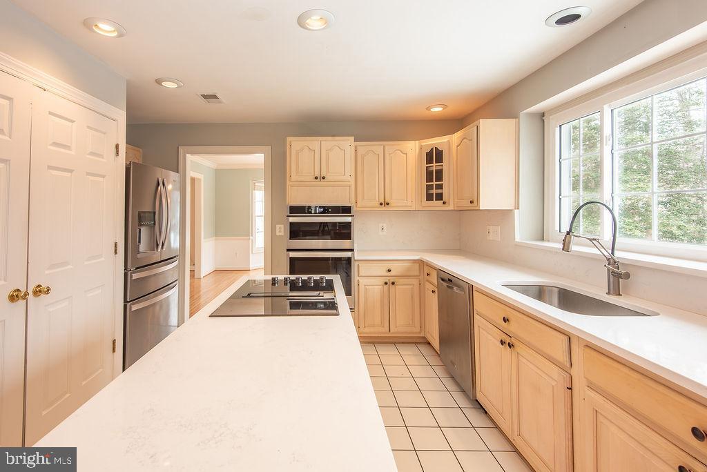 7216 Token Valley Road Manassas, VA 20112 - Photo 18 of 43 Gallery Image 18