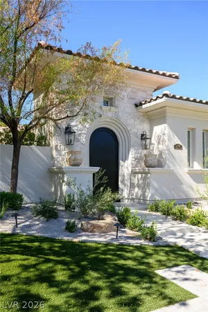 $3,099,579 | 12007 Oakland Hills Drive, Las Vegas, NV 89141