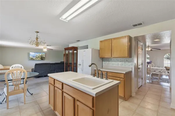 $380,000 | 1614 Ridgemoor Drive, Mascotte, FL 34753