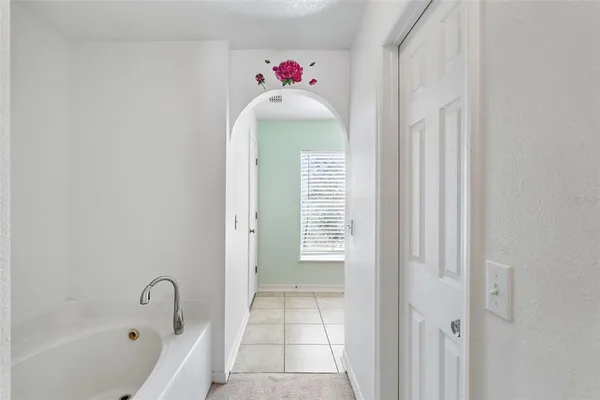 $380,000 | 1614 Ridgemoor Drive, Mascotte, FL 34753