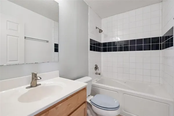 $380,000 | 1614 Ridgemoor Drive, Mascotte, FL 34753