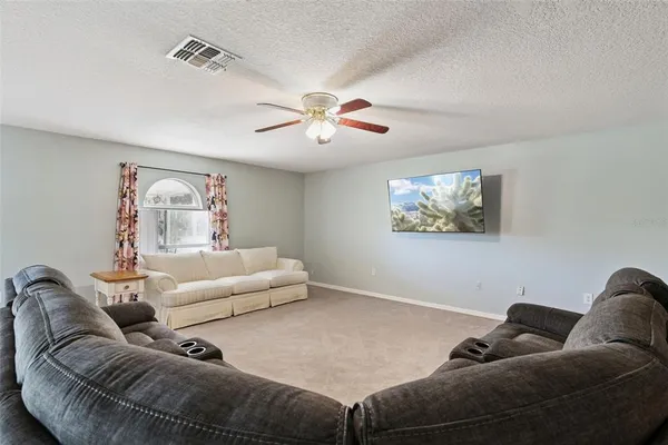 $380,000 | 1614 Ridgemoor Drive, Mascotte, FL 34753