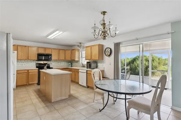 $380,000 | 1614 Ridgemoor Drive, Mascotte, FL 34753