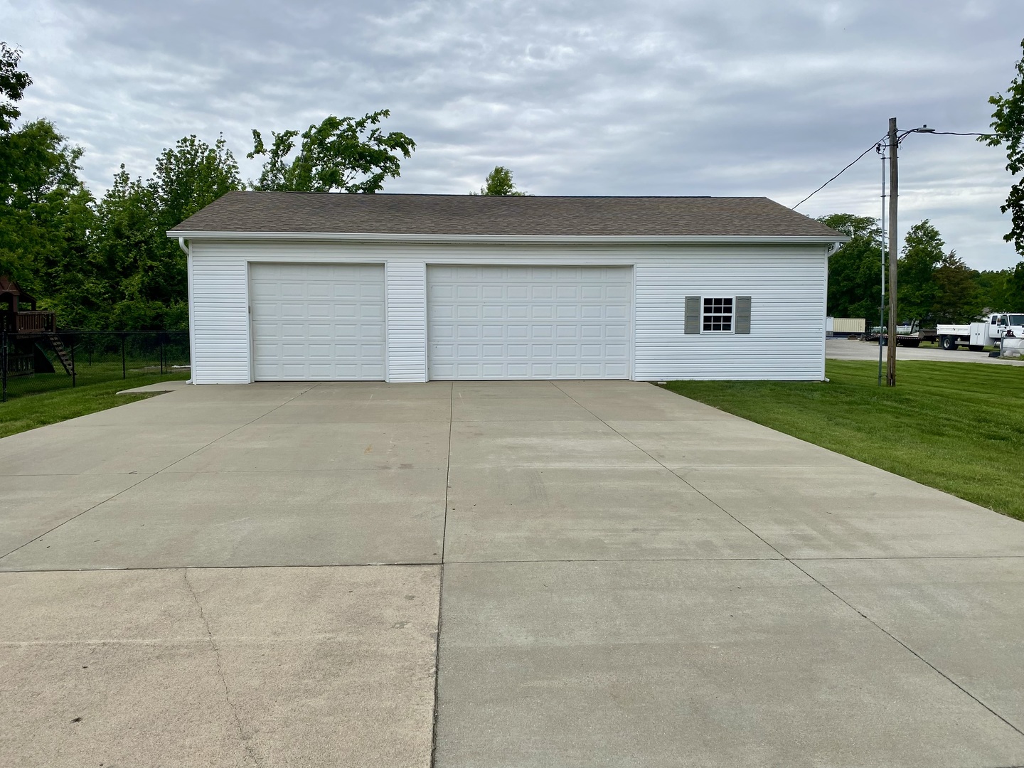 514 Country Club Road Centralia, IL 62801 - Photo 3 of 23