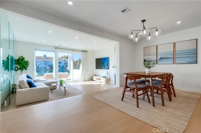 $5,950 | 16117 St Croix Circle, Huntington Beach, CA 92649