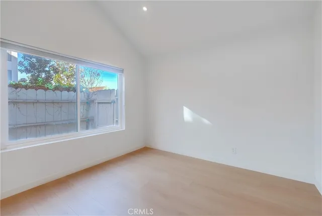 $5,950 | 16117 St Croix Circle, Huntington Beach, CA 92649