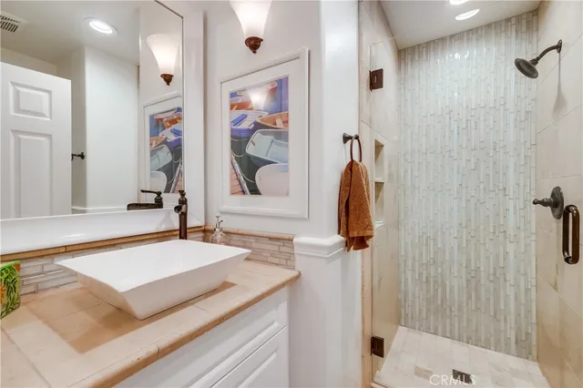 $5,950 | 16117 St Croix Circle, Huntington Beach, CA 92649