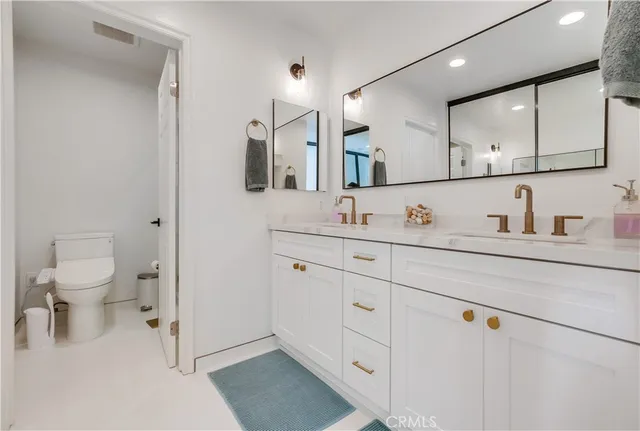 $5,950 | 16117 St Croix Circle, Huntington Beach, CA 92649