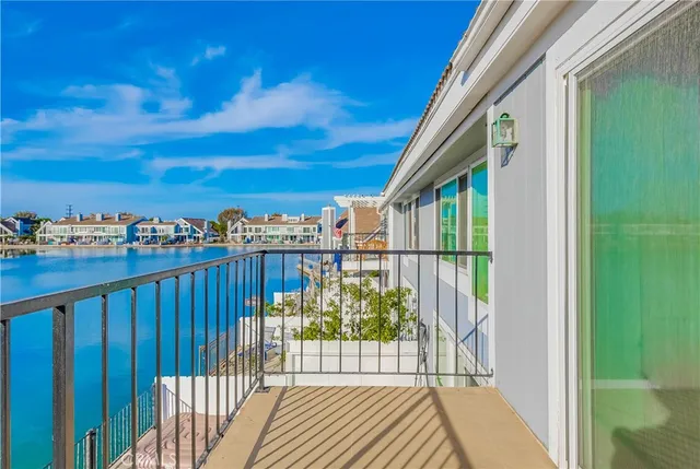 $5,950 | 16117 St Croix Circle, Huntington Beach, CA 92649