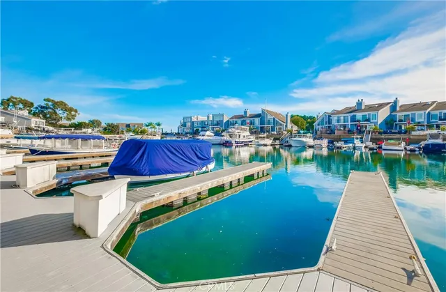 $5,950 | 16117 St Croix Circle, Huntington Beach, CA 92649