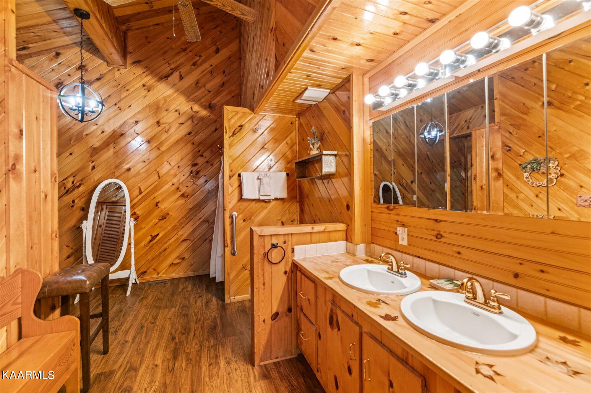 2420 Sunset Road Sevierville, TN 37862 - Photo 13 of 41 2420 Sunset Rd