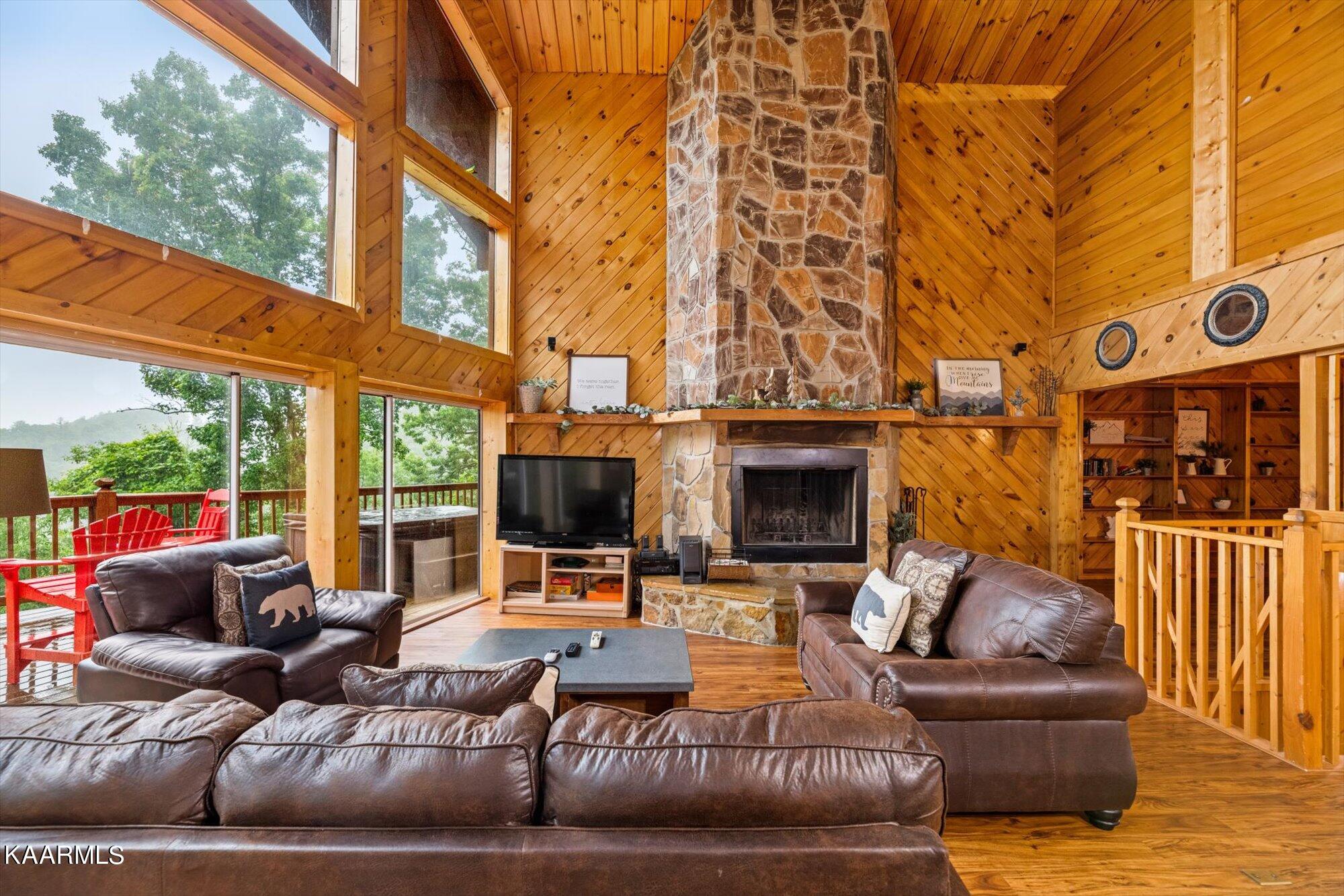 2420 Sunset Road Sevierville, TN 37862 - Photo 3 of 41 2420 Sunset Rd