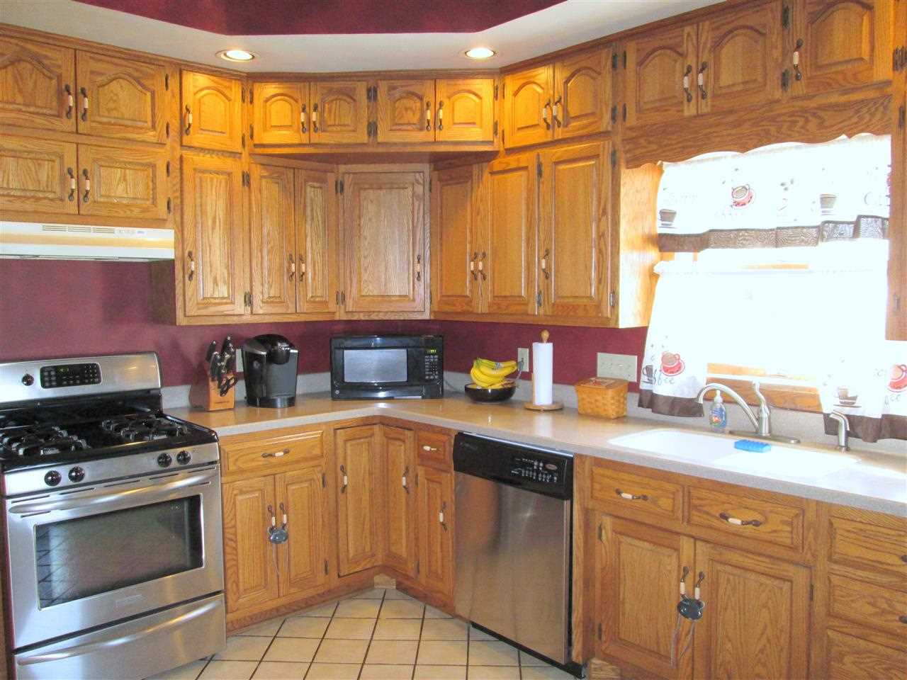 17503 Winchester Road Decatur, IN 46733 - Photo 3 of 30
