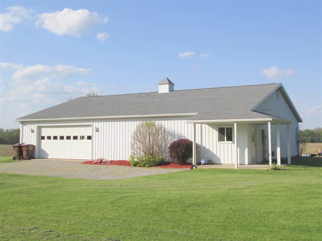 17503 Winchester Road Decatur, IN 46733 - Photo 4 of 30