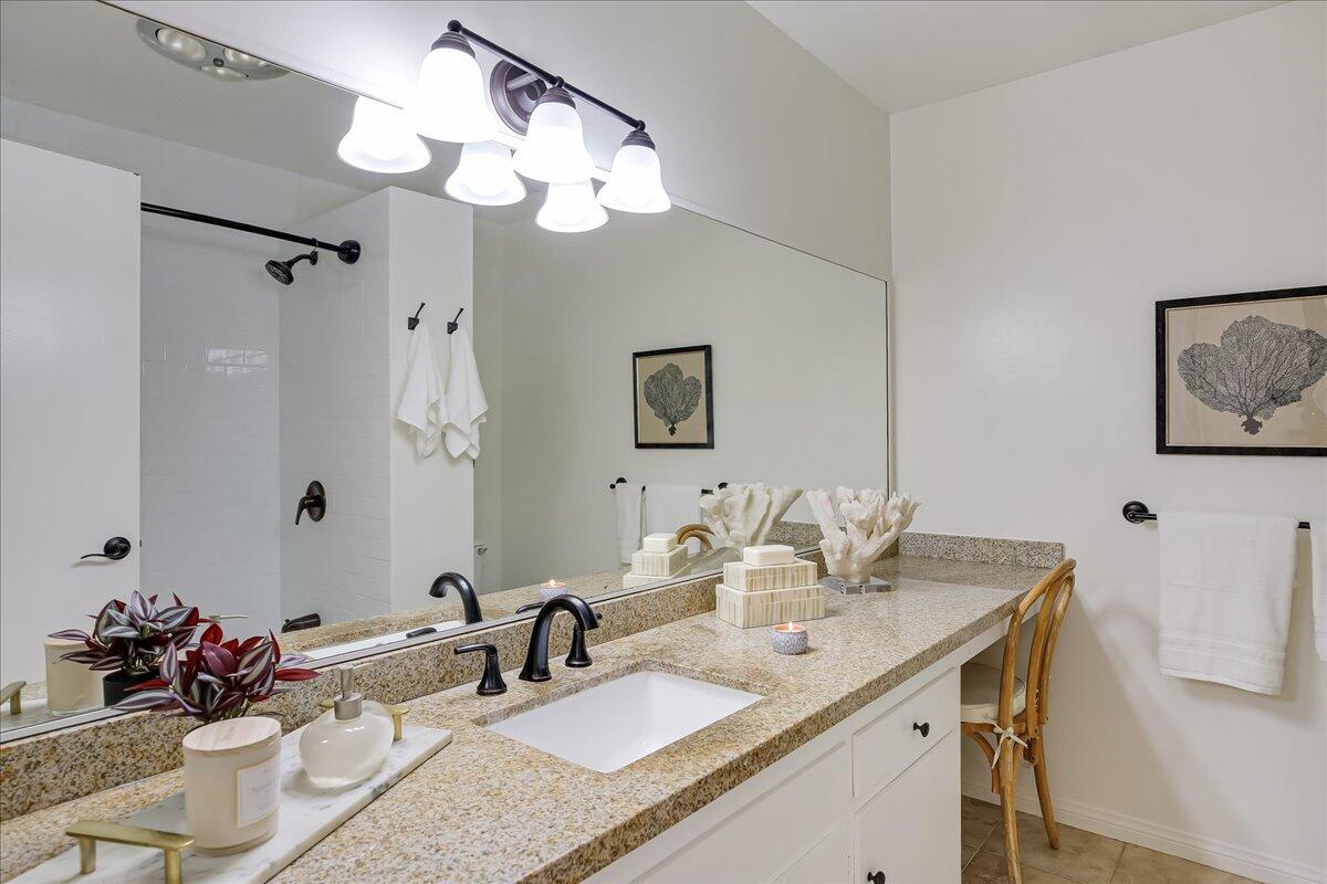 811 Cieneguitas Road Santa Barbara, CA 93110 - Photo 11 of 17 Guest bath