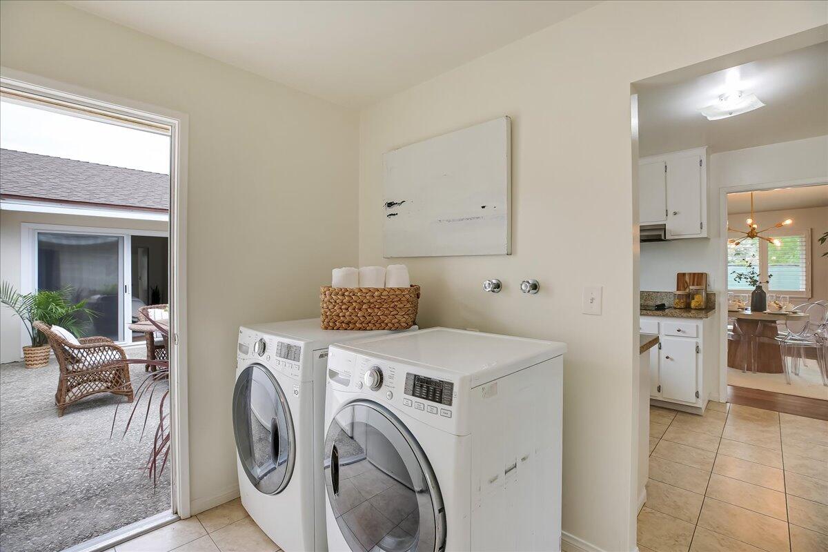 811 Cieneguitas Road Santa Barbara, CA 93110 - Photo 7 of 17 Laundry