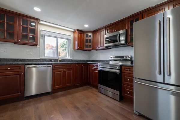 $4,000 | 170 Seminole Avenue, Waltham, MA 02451