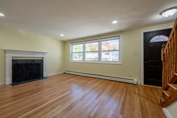 $4,000 | 170 Seminole Avenue, Waltham, MA 02451