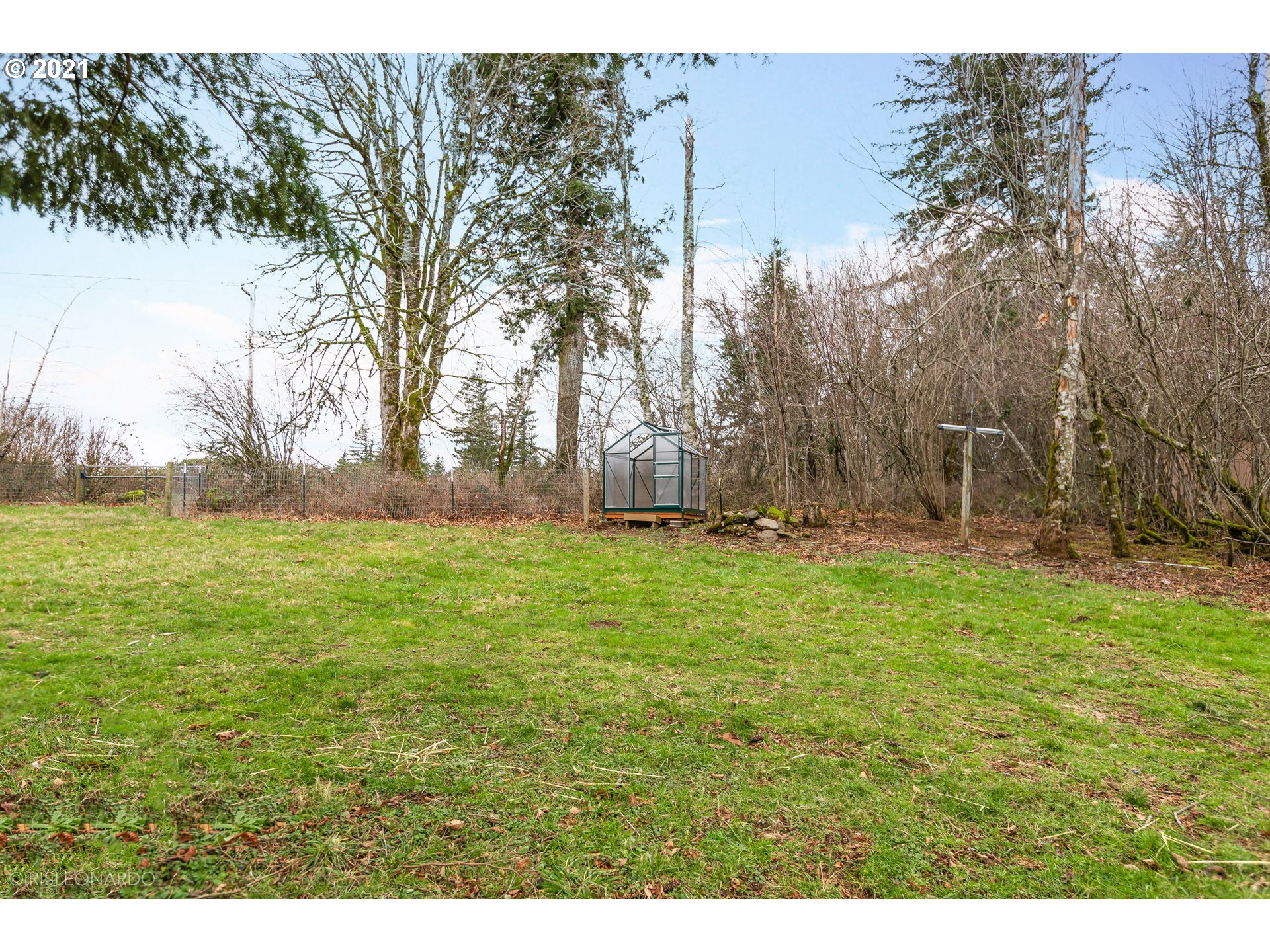 36705 Southeast Sunset View Road Washougal, WA 98671 - Photo 6 of 15 Gallery Image 6