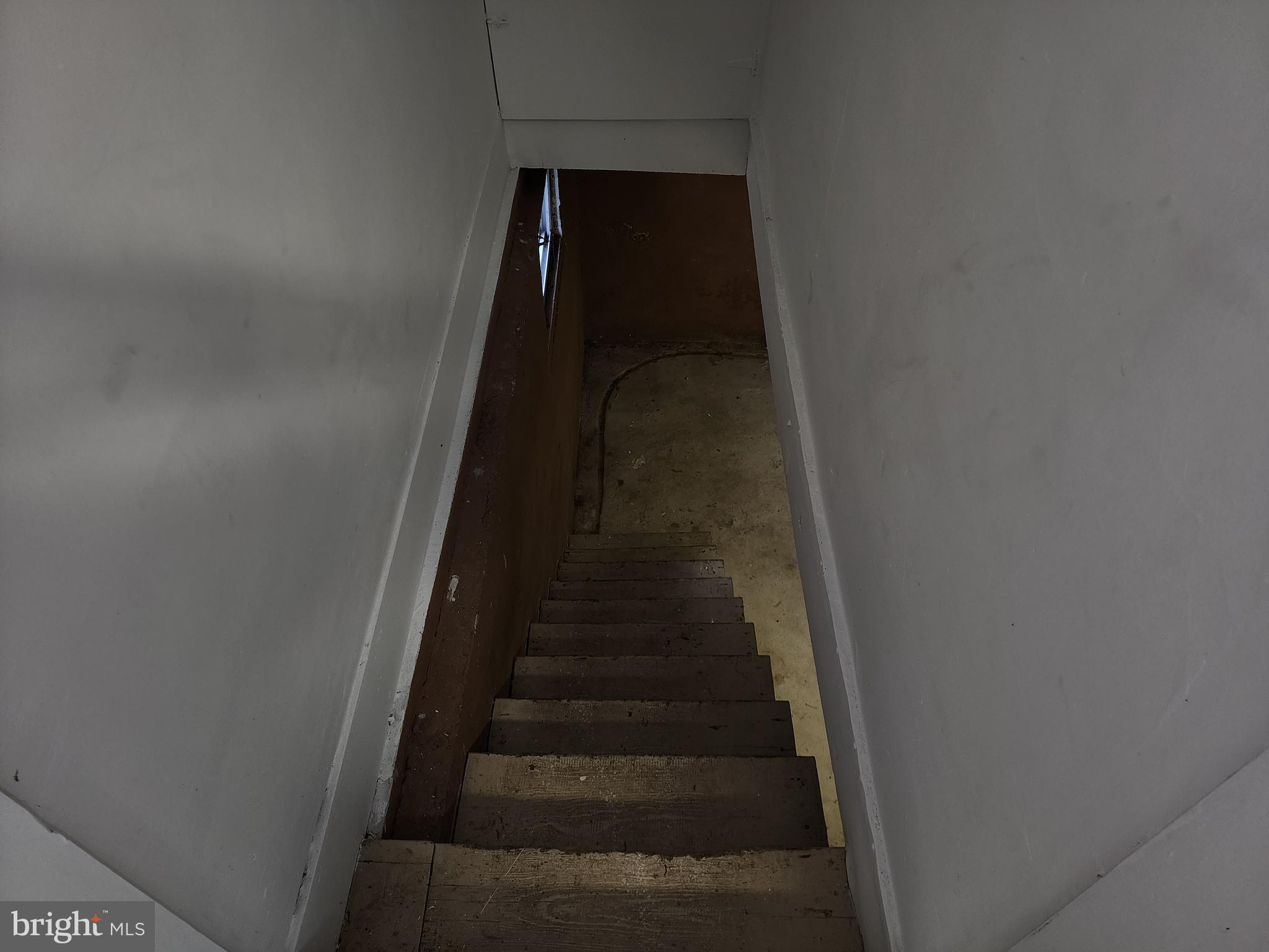 4011 Ridgecroft Road Baltimore, MD 21206 - Photo 41 of 48