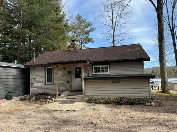 $349,900 | 12504 North Woodbridge Avenue, Bitely, MI 49309