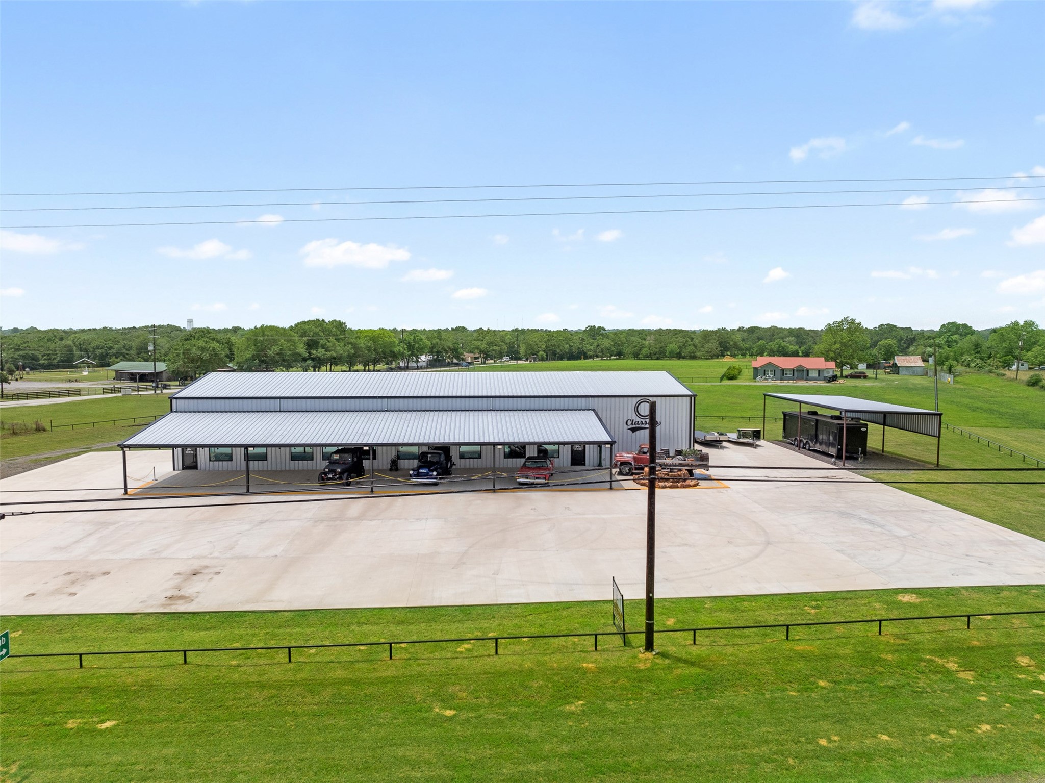 1229 Highway 36 Caldwell, TX 77836 - Photo 21 of 31 a view of a garden with lawn chairs
