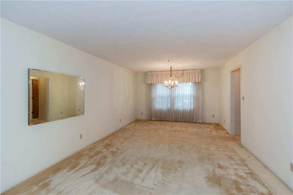 730 Howard Road Greenwood, IN 46142 - Photo 3 of 27 Gallery Image 3