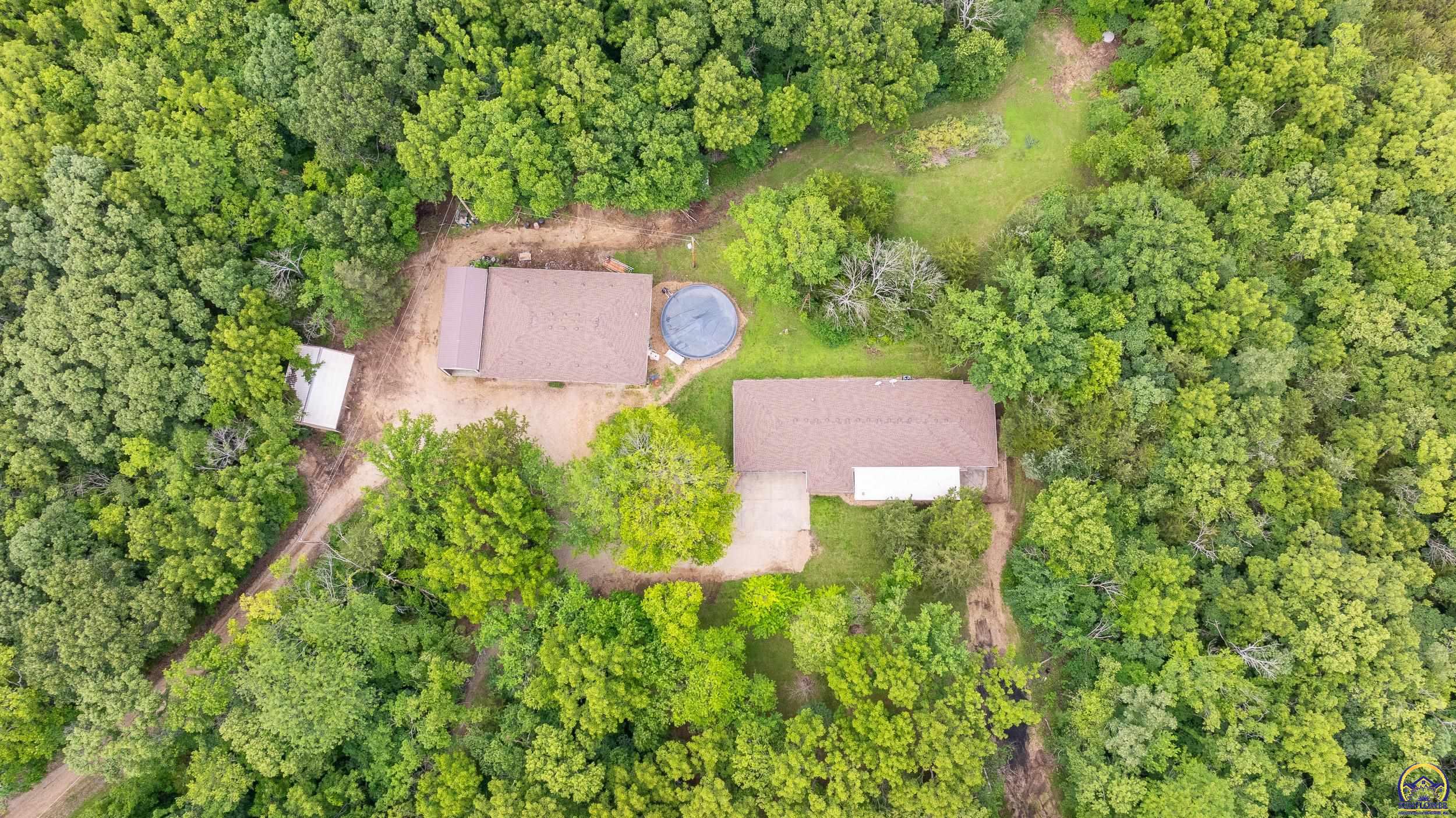 1757 Buck Creek Road Perry, KS 66073 - Photo 14 of 90