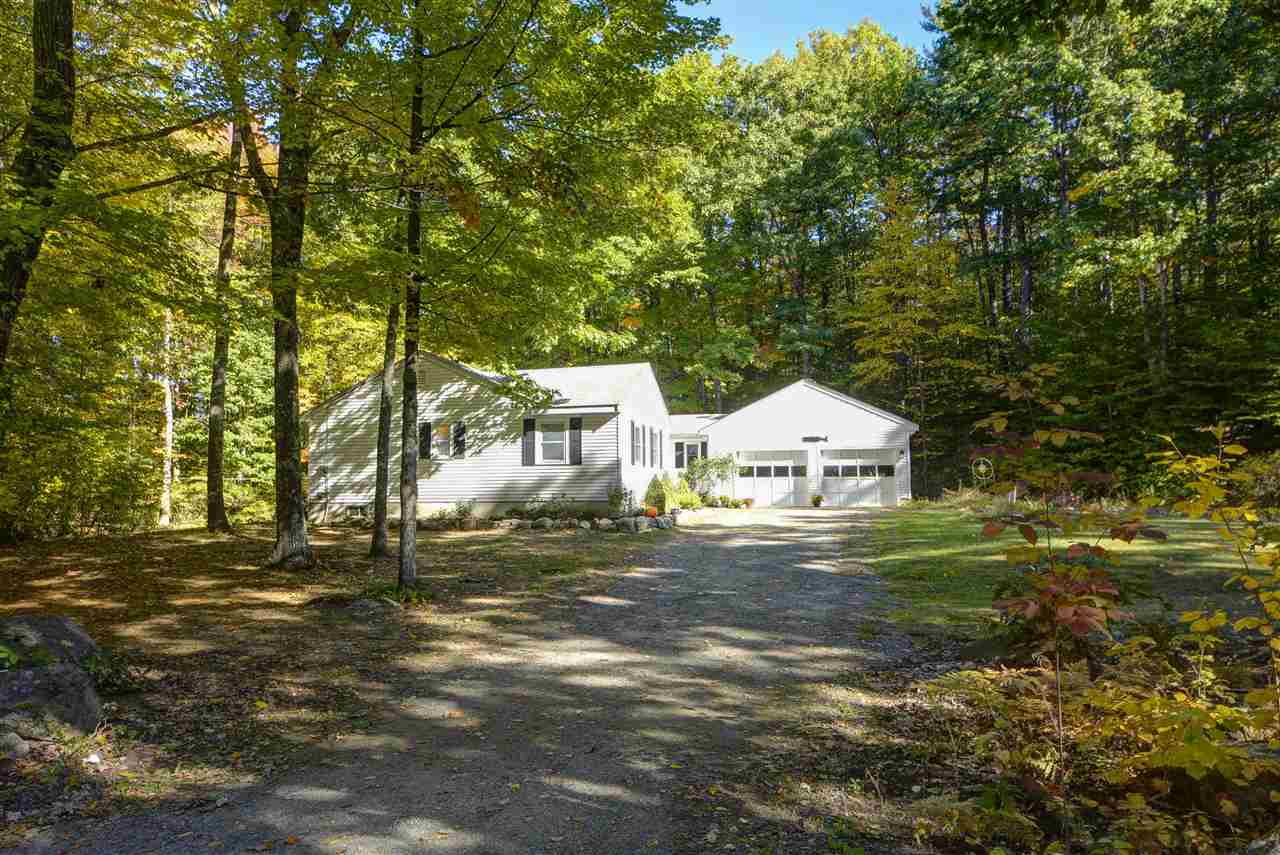 149 Deerfield Road Nottingham, NH 03290 - Photo 2 of 40