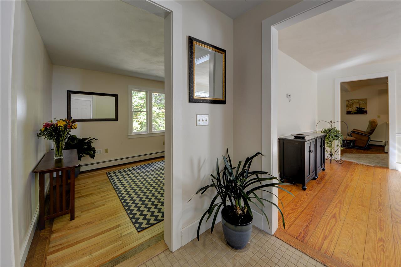 149 Deerfield Road Nottingham, NH 03290 - Photo 20 of 40